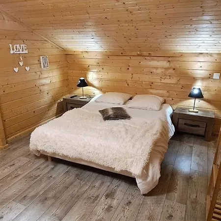 샬레 Chaleureux A Avec Jacuzzi Et Vue Sur La Montagne