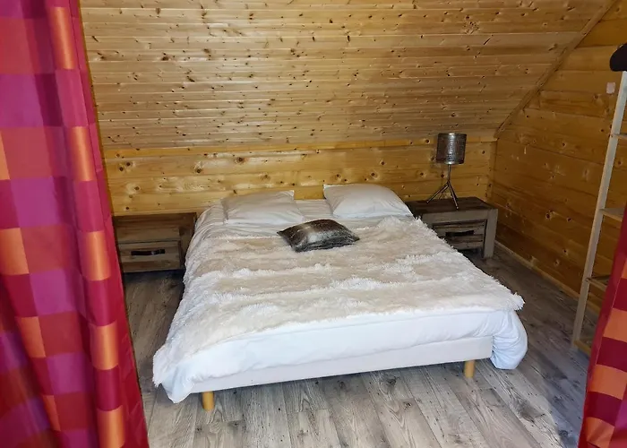 Chaleureux A Avec Jacuzzi Et Vue Sur La Montagne Шале *